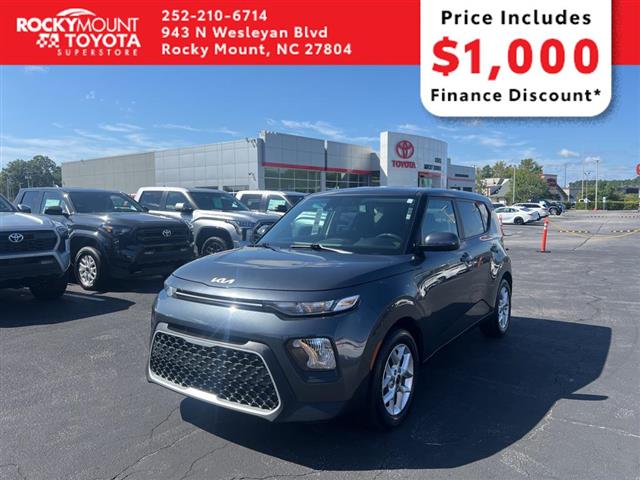 $17991 : PRE-OWNED 2022 KIA SOUL LX image 3