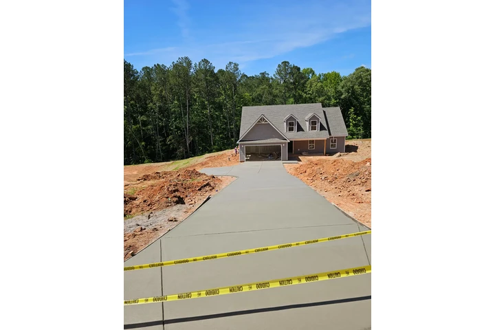 HDZ Roofers INC image 6