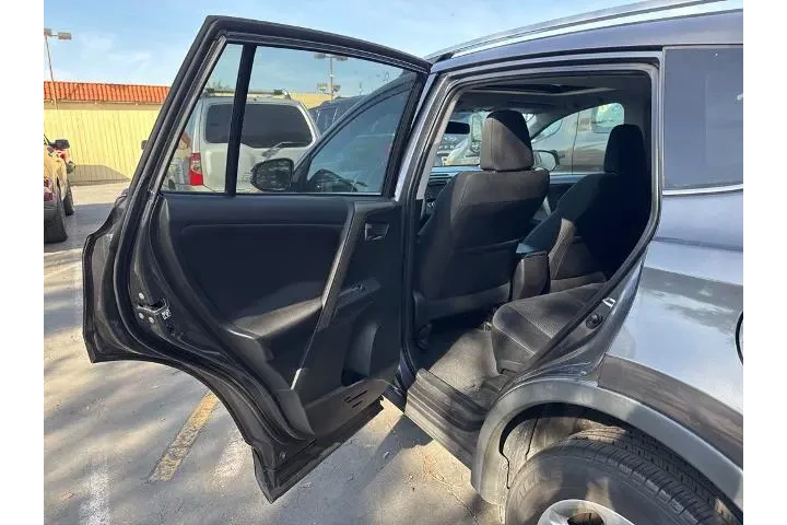 $16850 : Toyota RAV4 2014 XLE 4dr SUV image 10