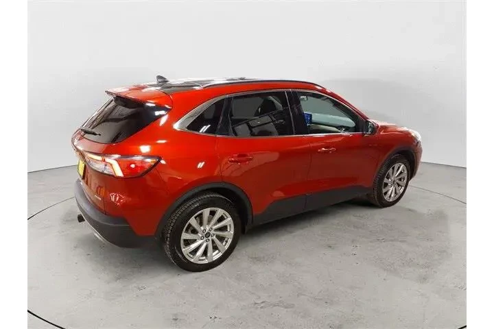 $26188 : Ford Escape 2022 AWD Titaniu image 5