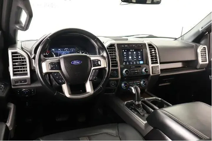 $25044 : Ford F-150 2017 4x4 King Ran image 2