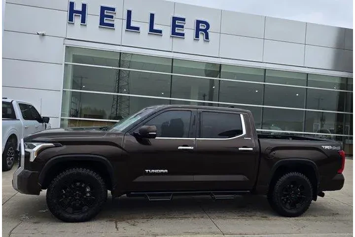 $38962 : Toyota Tundra 2022 4x4 Limit image 2