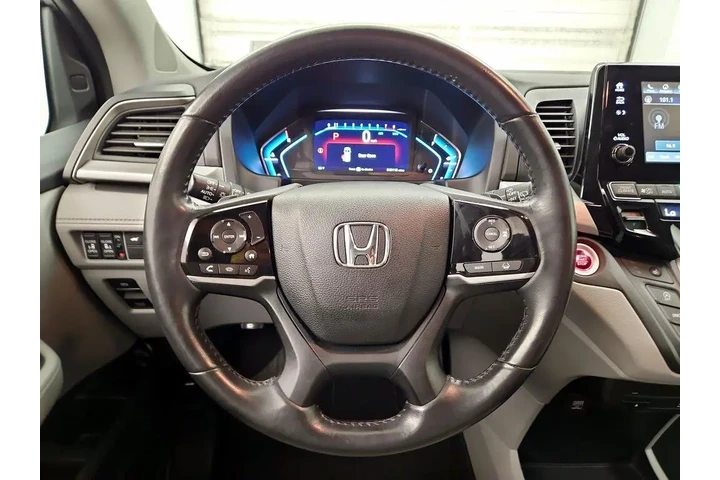 $29998 : Honda Odyssey 2018 Touring 4 image 10