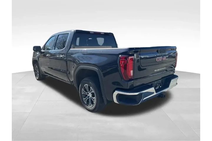 $35827 : GMC Sierra 1500 2024 4x2 SLT image 4