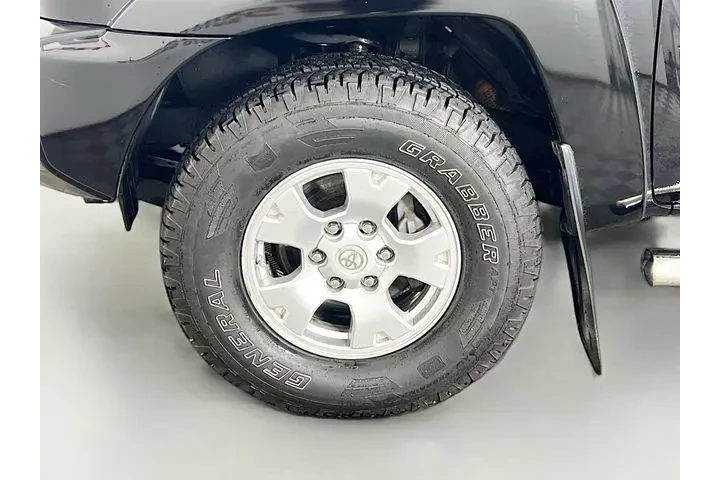 $16988 : Toyota Tacoma 2012 4x4 V6 4d image 7