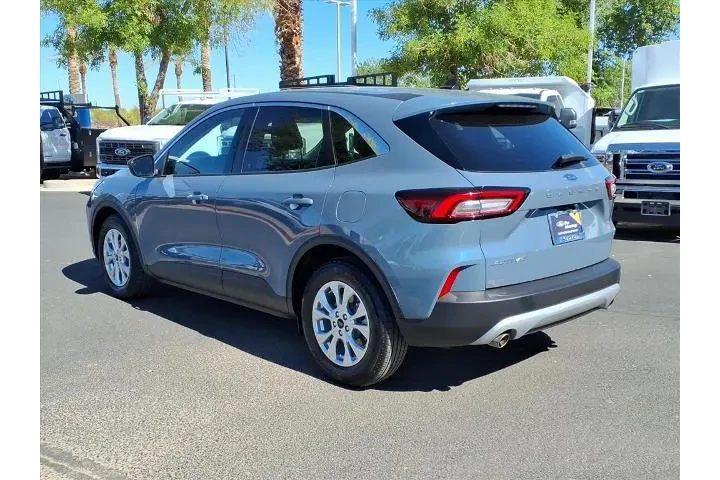 $23424 : Ford Escape 2023 Active 4dr image 6