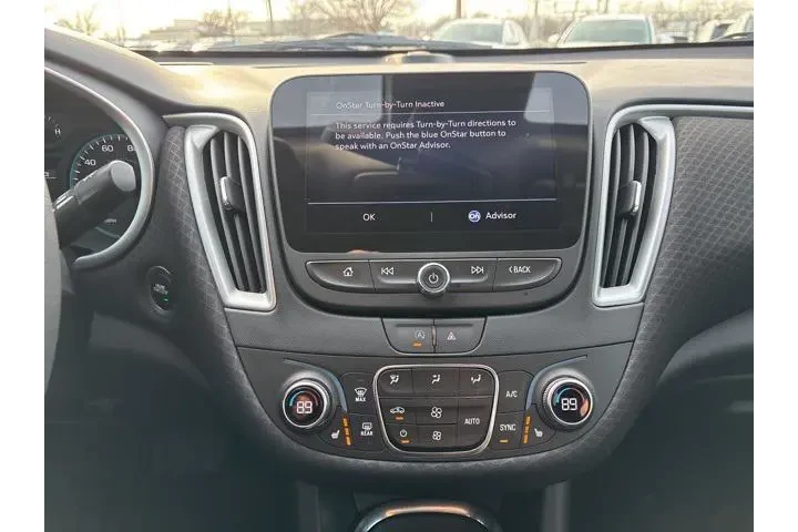 $18498 : Chevrolet Malibu 2023 LT 4dr image 10