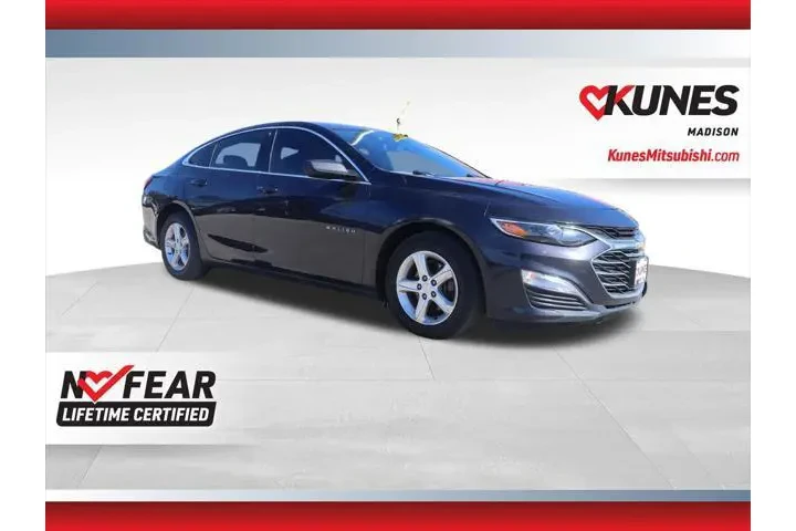 $15977 : Chevrolet Malibu 2022 LS 4dr image 1