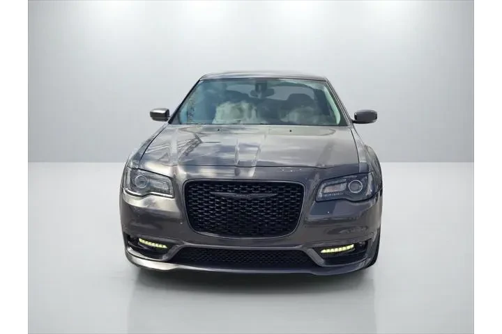 $29999 : Chrysler 300 2023 Touring L image 2