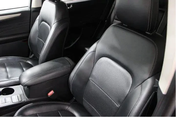 $19982 : Ford Escape 2022 SEL 4dr SUV image 6