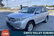 PRE-OWNED 2012 TOYOTA HIGHLAN en Madison WV