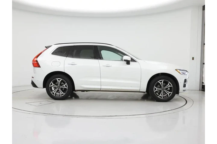 $26998 : Volvo XC60 2022 AWD B5 Momen image 7