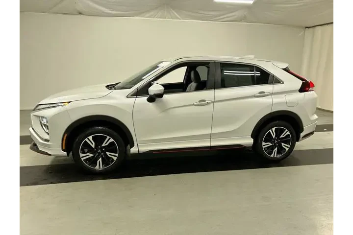 $25990 : Mitsubishi Eclipse Cross 202 image 6