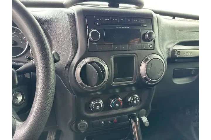 $19416 : Jeep Wrangler 2017 4x4 Sport image 10