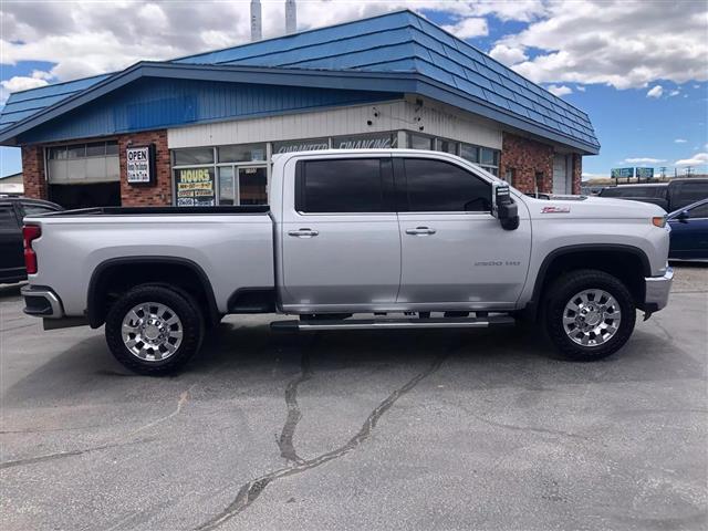 $39950 : 2020 CHEVROLET SILVERADO 2500 image 2