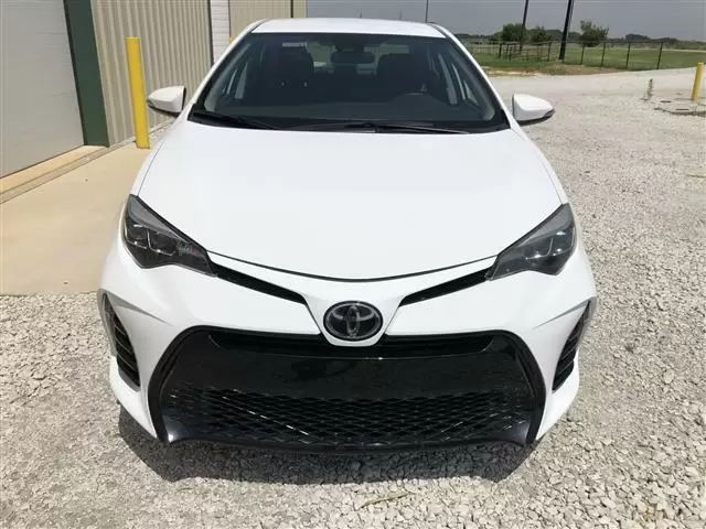 $11000 : 2017 Toyota Corolla SE Sedan image 1