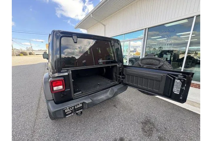 $24995 : Jeep Wrangler Unlimited 2020 image 6