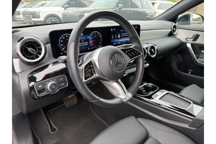 $35988 : Mercedes-Benz CLA 2025 AWD C image 9