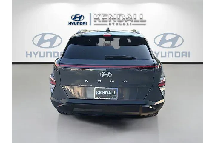 $19997 : Hyundai KONA 2024 SEL 4dr Cr image 5