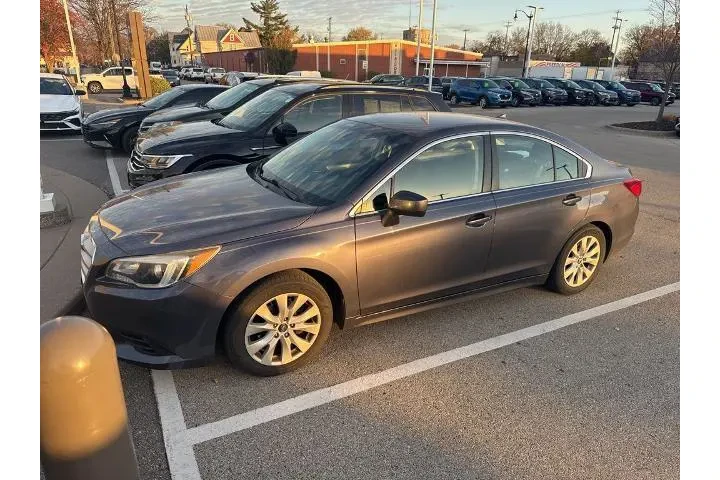 $15000 : Subaru Legacy 2016 AWD 2.5i image 7