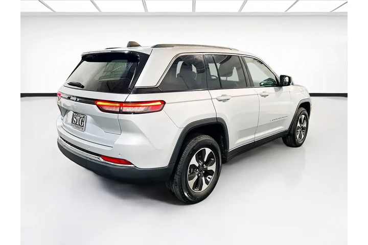 $26088 : Jeep Grand Cherokee 2022 4x4 image 9