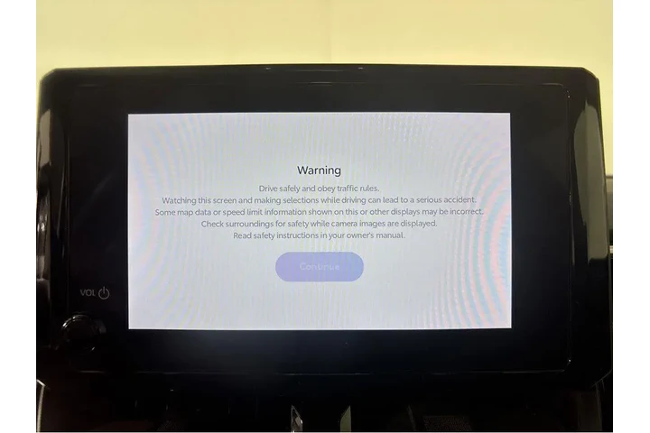 $23879 : Gold Certified2023 COROLLA SE image 6