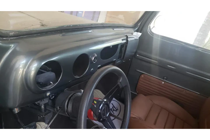 $165000 : FORD PICK UP  1952 image 2