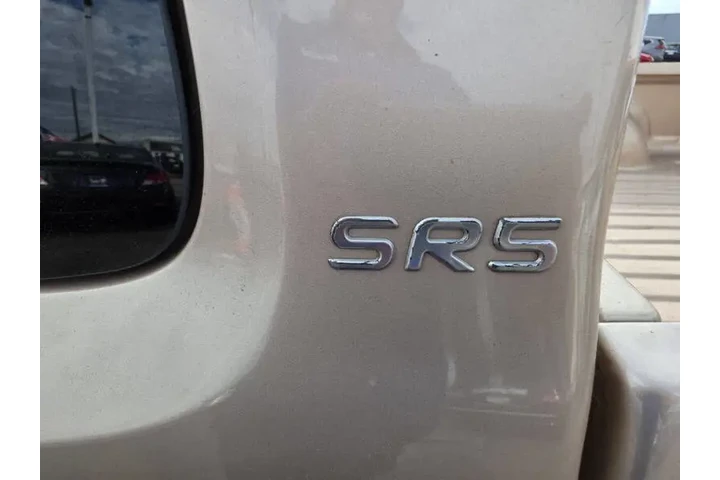 $9995 : 1999 Tacoma SR5 image 8