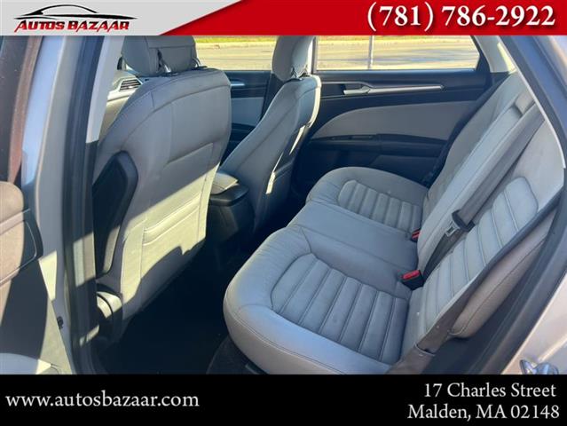 $12995 : Used  Ford Fusion 4dr Sdn S Hy image 9