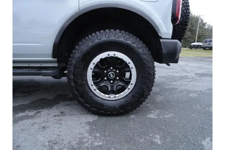 $39999 : Ford Bronco 2023 4x4 Outer B image 9