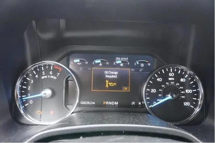 $29888 : Ford Expedition 2021 4x2 XLT image 10