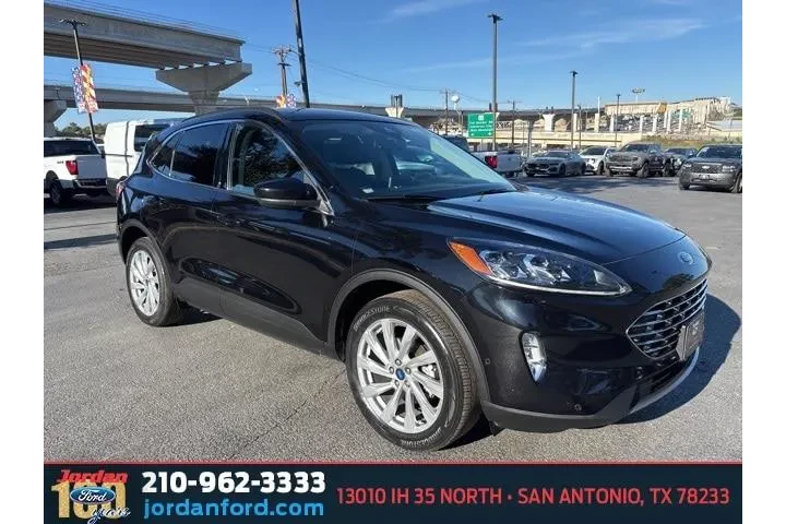 $23975 : Ford Escape 2022 AWD Titaniu image 1