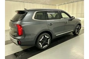 $34098 : Kia Telluride 2023 AWD S 4dr thumbnail