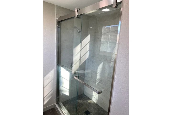 $1500 : Rialto- Listo image 5