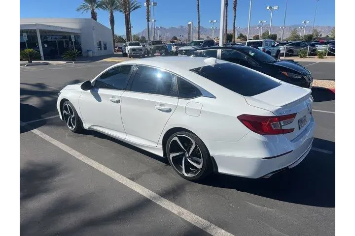 $18691 : Honda Accord 2020 Sport 4dr image 2