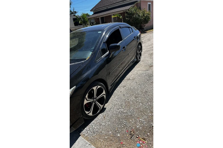 $11000 : Honda civic si 2015 image 2