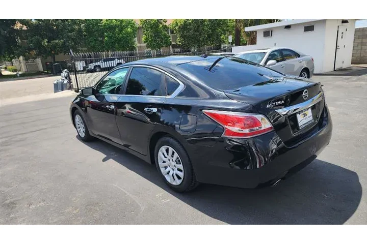 $8999 : 2015 Altima image 4