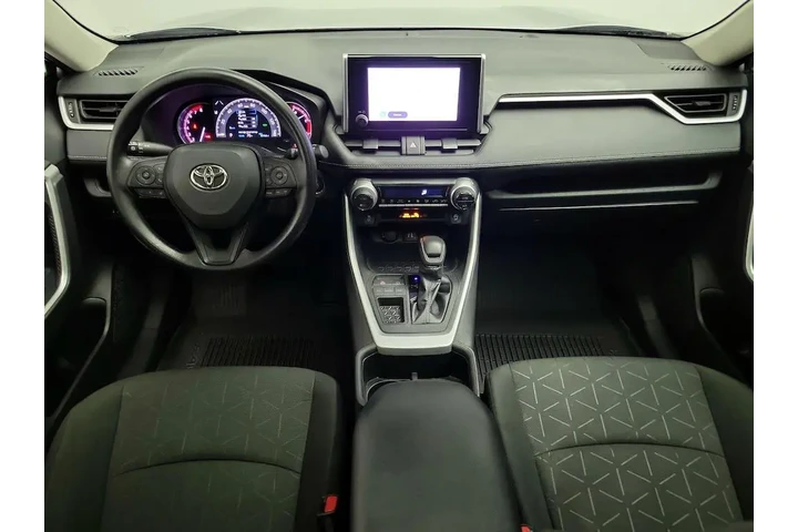 $27998 : Toyota RAV4 2023 XLE 4dr SUV image 9