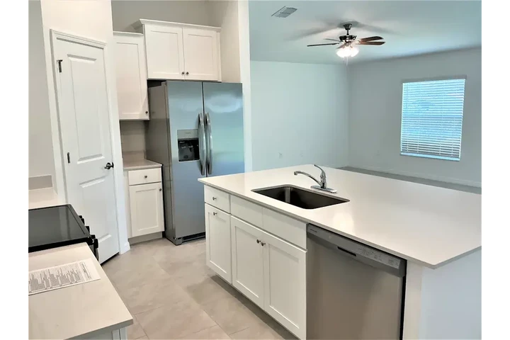 $1099 : House for rent image 4