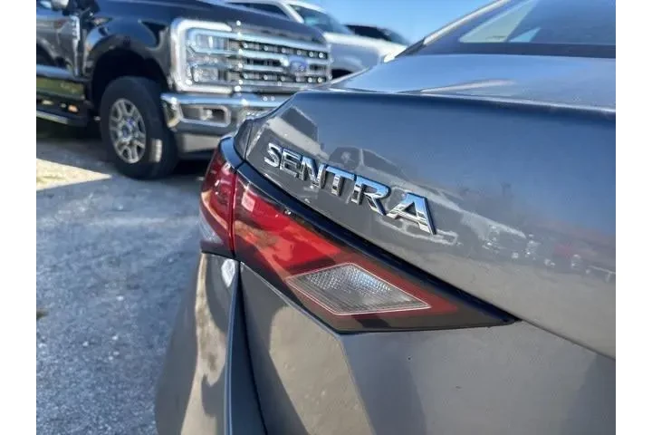 $17000 : Nissan Sentra 2023 SV 4dr Se image 8