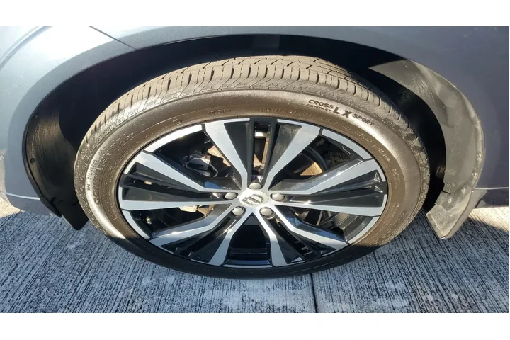 $33719 : Volvo XC60 2024 AWD B5 Plus image 3