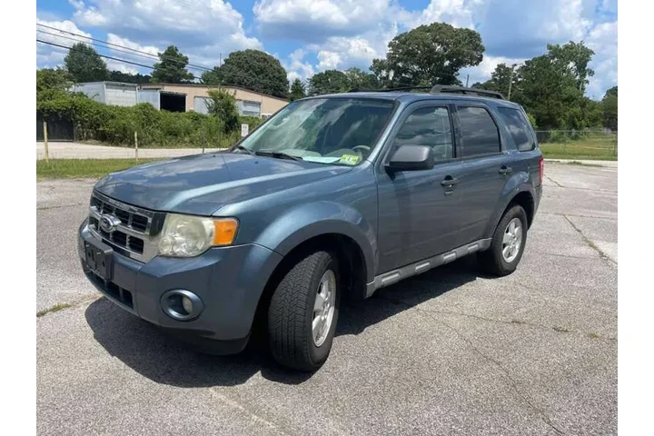 $4000 : 2012 Escape XLT image 3