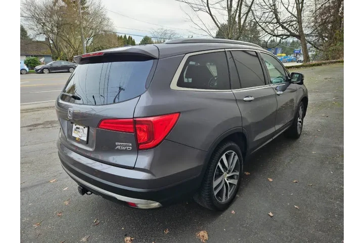 $12999 : 2016 Pilot Touring image 7