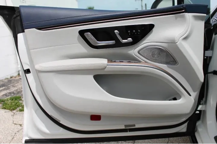 $34990 : 2022 Mercedes-Benz EQS EQS 45 image 10