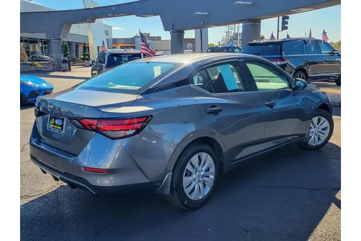 $24880 : Nissan Sentra 2025 S 4dr Sed image 8