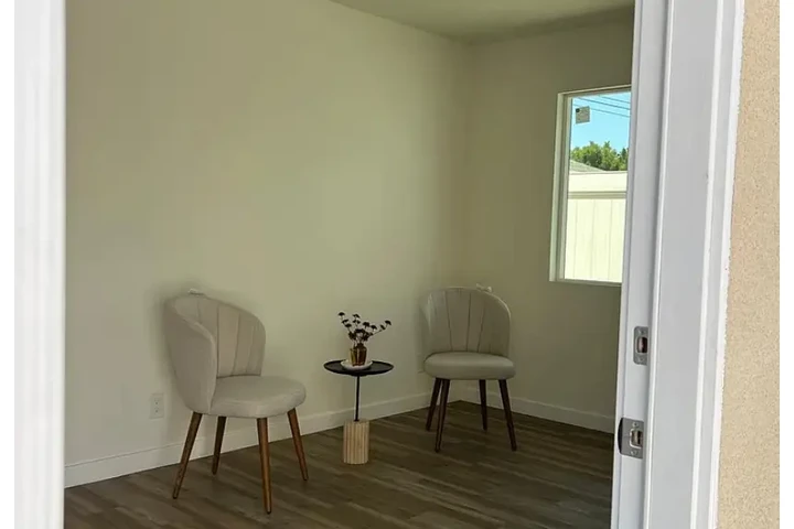 $2800 : The Forum, & Hollywood Park. image 1