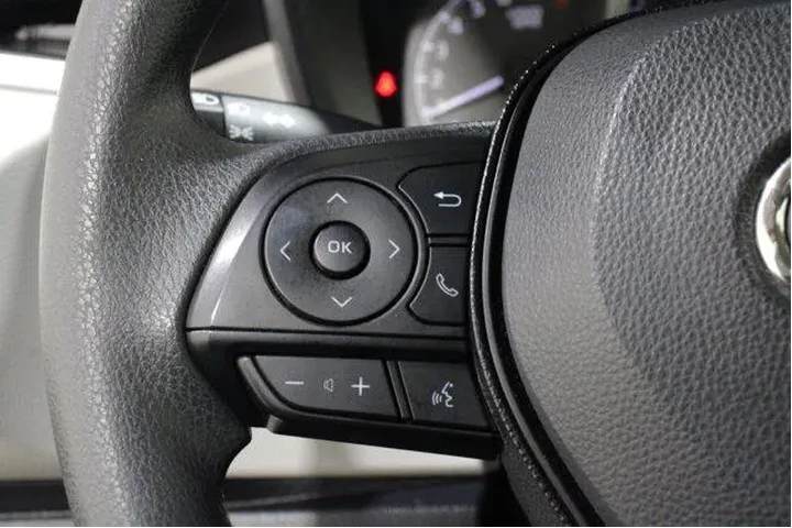 $19562 : Toyota Corolla 2020 LE 4dr S image 9