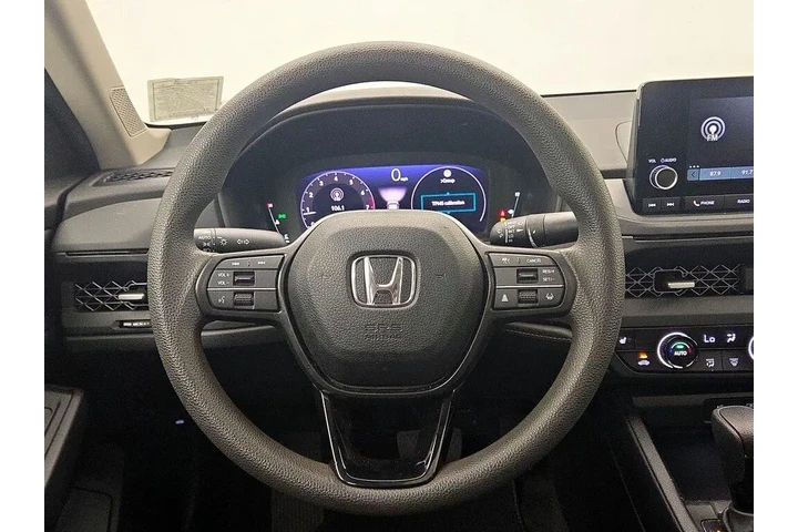 $25998 : Honda Accord 2023 EX 4dr Sed image 10