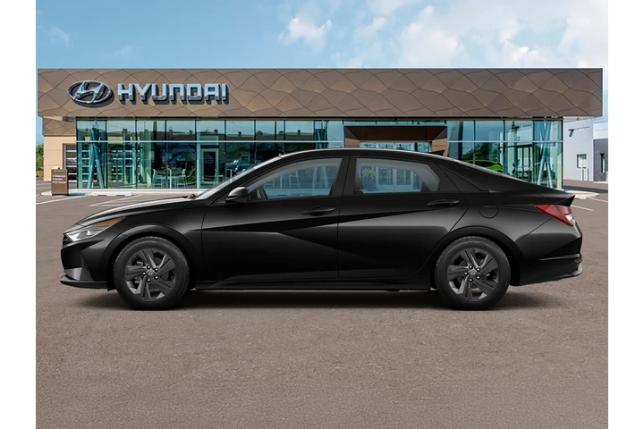 $20303 : Hyundai ELANTRA 2023 SEL 4dr image 3