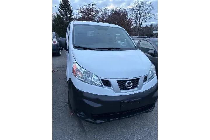 $12011 : Nissan NV200 2017 S 4dr Carg image 2